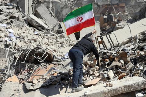 Вооруженные силы Ирана заявили, что силой добьются компенсации за ущерб от атак США и Израиля