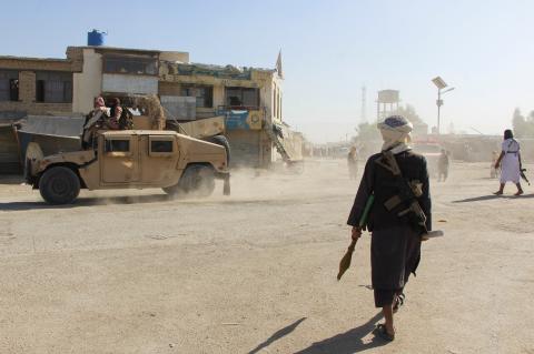 درگیری‌های مسلحانه در مرز افغانستان و پاکستان همزمان با مذاکرات از سر گرفته شد