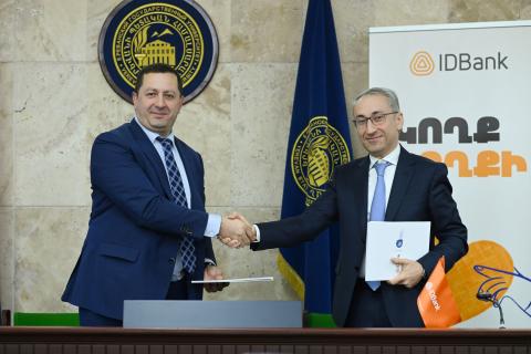 IDBank предоставит стипендии на сумму 35 миллионов драмов 103 арцахским студентам Ереванского государственного университета