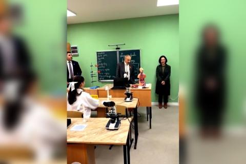 Pashinyan inspects newly renovated school