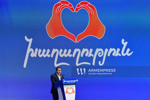 Minister highlights Civil Contract’s defense reforms at party congress