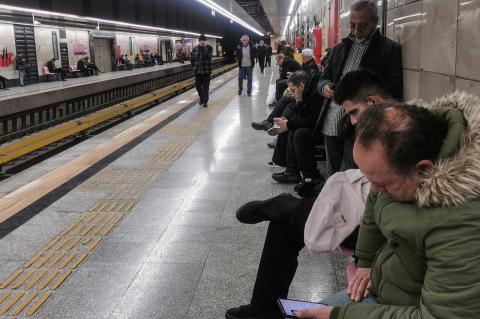 Israel insta a ciudadanos iraníes a evitar el uso del tren