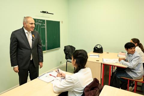 Nikol Pashinyan se encuentra en la región de Kotayk