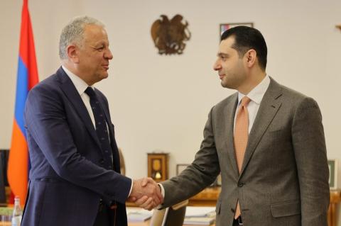 Hambardzum Matevosyan recibió al jefe de la delegación de la Unión Europea en Armenia