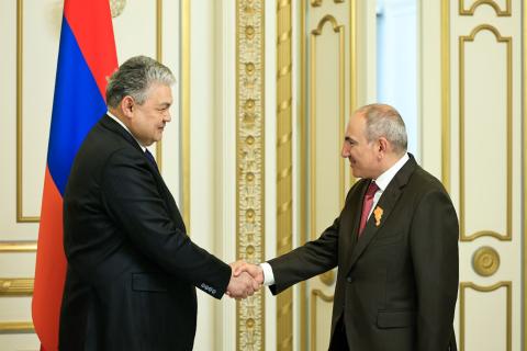 رئيس الوزراء الأرمني نيكول باشينيان يستقبل وفداً برئاسة وزير خارجية كازاخستان إرميك كوشيرباييف