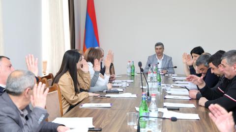 Գավառ համայնքի 10-րդ նստաշրջանի 3-րդ նիստի ընթացքում քննարկվել են մի շարք համայնքային հարցեր