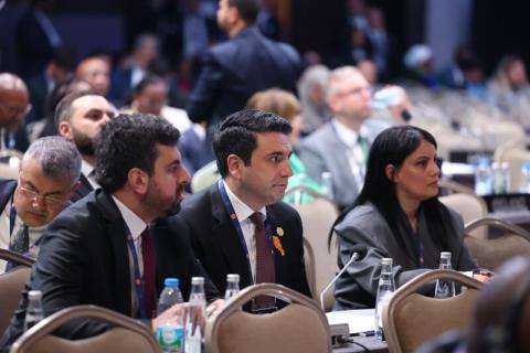 亚美尼亚议会议长在伊斯坦布尔参加各国议会联盟大会