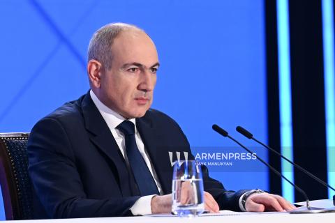 باشينيان وائق في أن العلاقات التجارية بين أرمينيا وأذربيجان أداة مهمة لإرساء السلام
