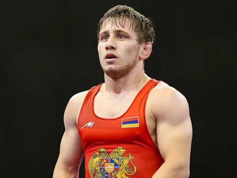 Сурен Агаджанян вышел в финал Чемпионата Европы по греко-римской борьбе
