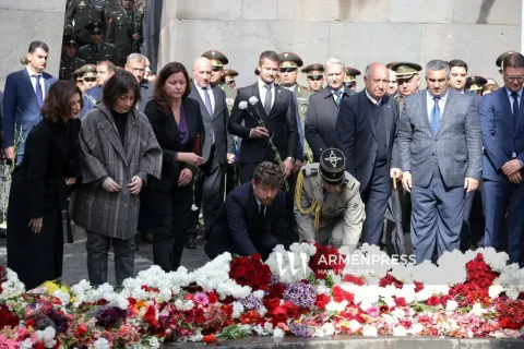 في 24 أبريل نحيي ذكرى الإبادة الجماعية الأرمنية عام 1915 التي وقعت قبل 111 عاماً-السفير الفرنسي لدى أرمينيا أوليفييه ديكوتيني-