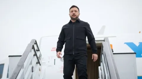 Зеленский прибыл в Саудовскую Аравию