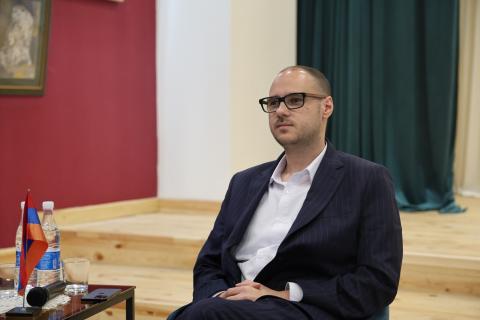 Քաղաքացու օրվա առթիվ ԿԳՄՍ նախարարի տեղակալ Ալֆրեդ Քոչարյանը բանախոսությամբ հանդես է եկել Տավուշի մարզում