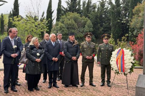 В пантеоне Ходживанк в Тбилиси почтили память жертв Геноцида армян