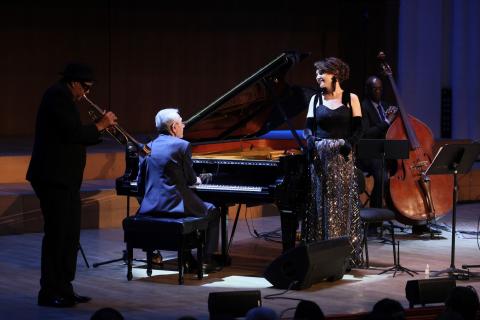 Իմ երաժշտությունը խաղաղության, սիրո և փոխըմբռնման մասին է. ջազմեն Գարի Քյոսայանը համերգով է տոնել հոբելյանը