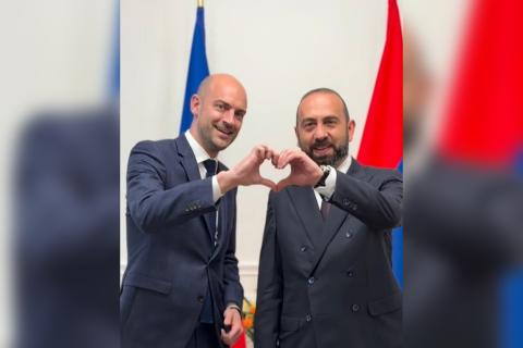 وزيرا خارجية أرمينيا وفرنسا يشاركان في افتتاح المقر الجديد للسفارة الأرمنية في باريس