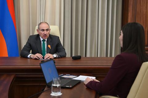 Ermenistan’ın yeni biyometrik pasaportu, ülkenin kimliğini, tarihî-kültürel mirasını ve devlet yapısını yansıtıyor