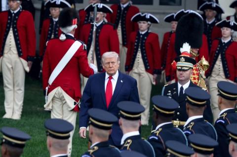 Trump ordenó a sus asesores que se preparen para un bloqueo a largo plazo de Irán