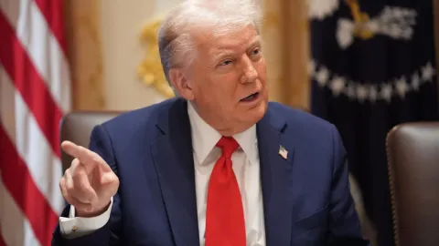 США не снимут блокаду с Ирана до достижения ядерной сделки: Трамп