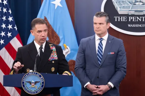 Командующий вооруженными силами США представит Трампу новые варианты военных действий против Ирана - Axios
