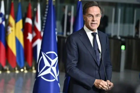 Le secrétaire général de l’OTAN est arrivé à Erevan