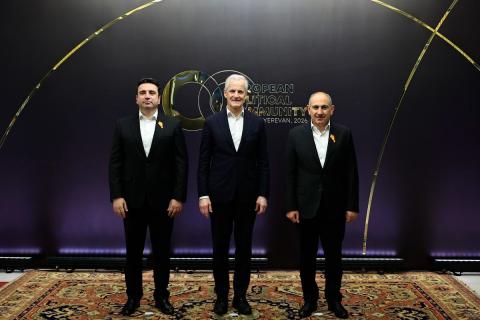 Un dîner a été offert en l’honneur des participants au Sommet de la Communauté politique européenne au nom du Premier ministre