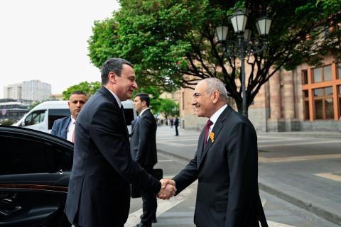 Armenia and Kosovo discuss prospects for cooperation