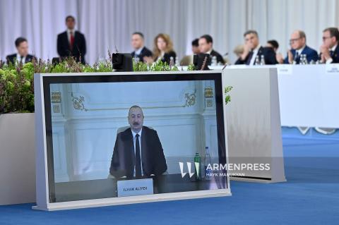 Ալիևը շնորհավորել է Նիկոլ Փաշինյանին Հայաստանում ԵՔՀ գագաթնաժողովի անցկացման առթիվ