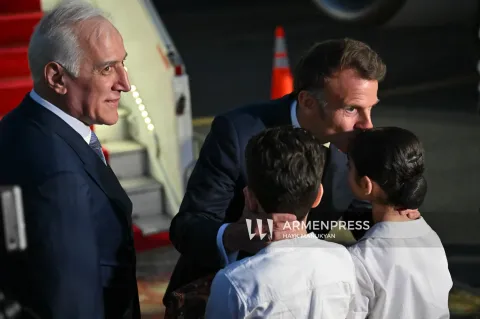 Merci pour cet accueil ! : Macron a partagé ses impressions d’Erevan