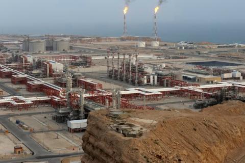 Иран начал восстанавливать поврежденные в боях нефтегазовые объекты