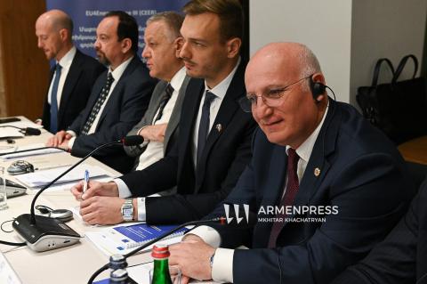 Երևանում տեղի ունեցավ բարձր մակարդակի կլոր սեղան-քննարկում էլեկտրաէներգիայի շուկայի վերաբերյալ