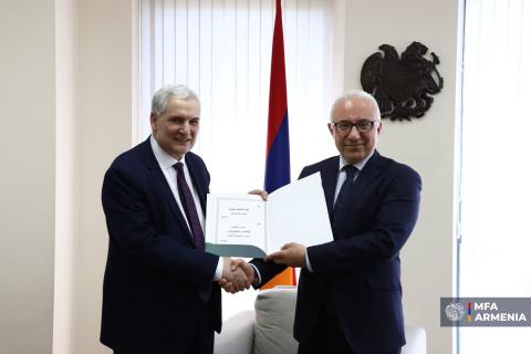 Ալժիրի դեսպանն իր հավատարմագրերի պատճենն է հանձնել Հայաստանի ԱԳ նախարարի տեղակալին