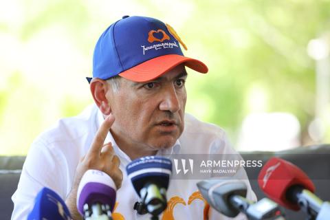 Փաշինյանն անդրադարձել է ՔՊ-ի քարոզարշավին դպրոցների մասնակցության դեպքերին