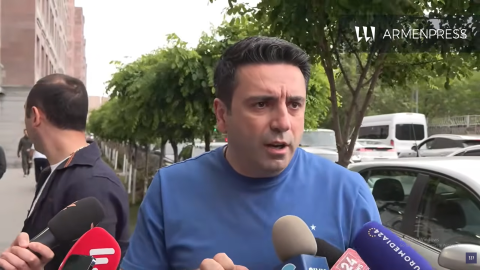 Alen Simonyan: “La oposición está en una situación desesperada”