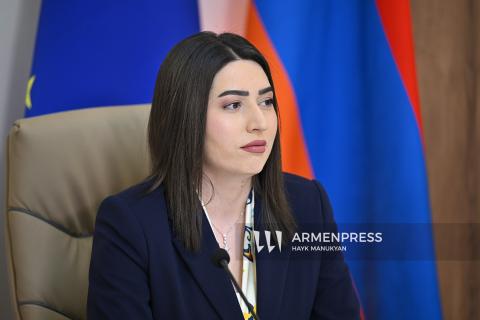 روزبه‌روز بیش از پیش به آزادسازی روادید نزدیک می‌شویم: وزیر امور داخلی