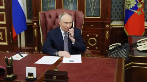Պուտինը Բահրեյնի թագավորի հետ քննարկել է Իրանի շուրջ ստեղծված ճգնաժամի կարգավորումը