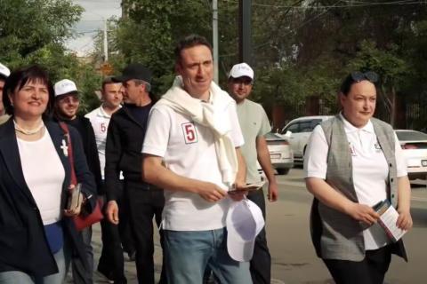 Hayk Marutyan hace campaña en Vagharshapat