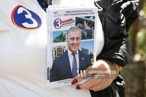 Armenia Fuerte promete prohibir la compra de inmuebles a los azerbaiyanos en Armenia