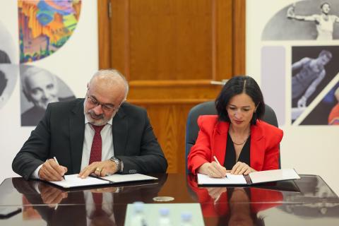 Ժաննա Անդրեասյանն ու Սեդրակ Մամուլյանը հուշագիր են ստորագրել ազգային խոհանոցի և խոհարարական կրթության զարգացման ուղղությամբ համագործակցության մասին