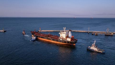 США ввели новые санкции против продажи и транспортировки иранской нефти