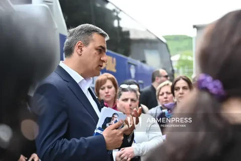 Արման Թաթոյանը Մարտունիում ընտրողներին ազնիվ ու արդար աշխատանք է խոստացել