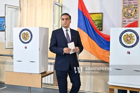 Քաղաքացիները պետք է ընտրեն նրանց, ովքեր կարող են ղեկավարել պետությունը. Արման Թաթոյան