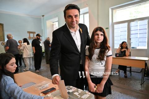 Ալեն Սիմոնյանը քվեարկեց հանուն խաղաղ և հարուստ երկրի. նա բացառեց հետընտրական որևէ պրոցես
