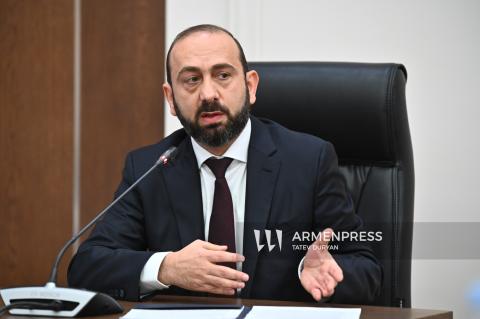 Հայաստանի և Թուրքիայի գործարարների՝ Կարսում կայացած հանդիպումը մեծ հետաքրքրություն է առաջացրել․ Միրզոյան