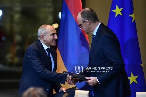 Ֆրիդրիխ Մերցը շնորհավորել է Նիկոլ Փաշինյանին և Հայաստանի ժողովրդին
