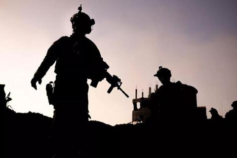 В результате израильских ударов погибли двое иранских военных