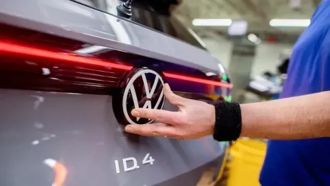 Volkswagen сократит 19 тысяч человек