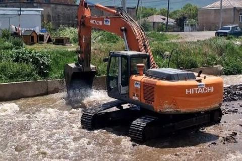 Իրականացվել են Մարտունի գետի հունի մաքրման ու ափերի ամրացման աշխատանքներ