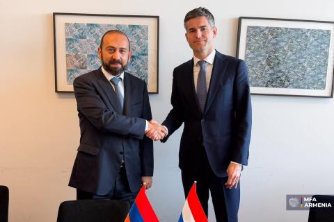 Արարատ Միրզոյանը հանդիպել է Նիդերլանդների նորանշանակ ԱԳ նախարար Թոմ Բերենդսենին