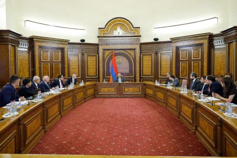 Քննարկվել են Firebird-ի արհեստական բանականության տվյալային կենտրոնի գործունեությանը և ծրագրերին վերաբերող հարցեր