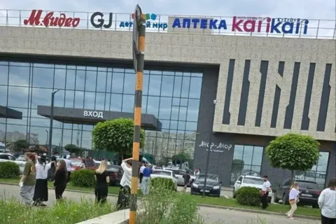 Կրասնոդարի առևտրի կենտրոններից մեկում մաչետեով հարձակում է տեղի ունեցել